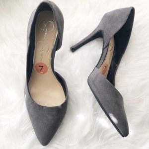 JESSICA SIMPSON> suede-like pointed toe heels